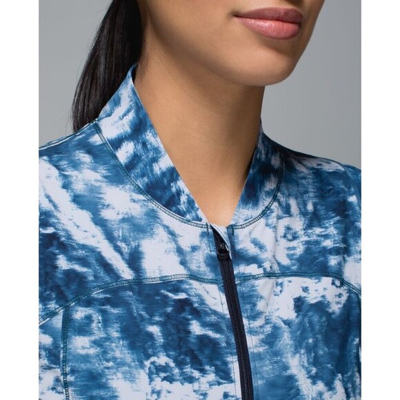 Lululemon Light Speed Vest Sea Side Silver Fox Alberta Lake 8 - Picture 3 of 8